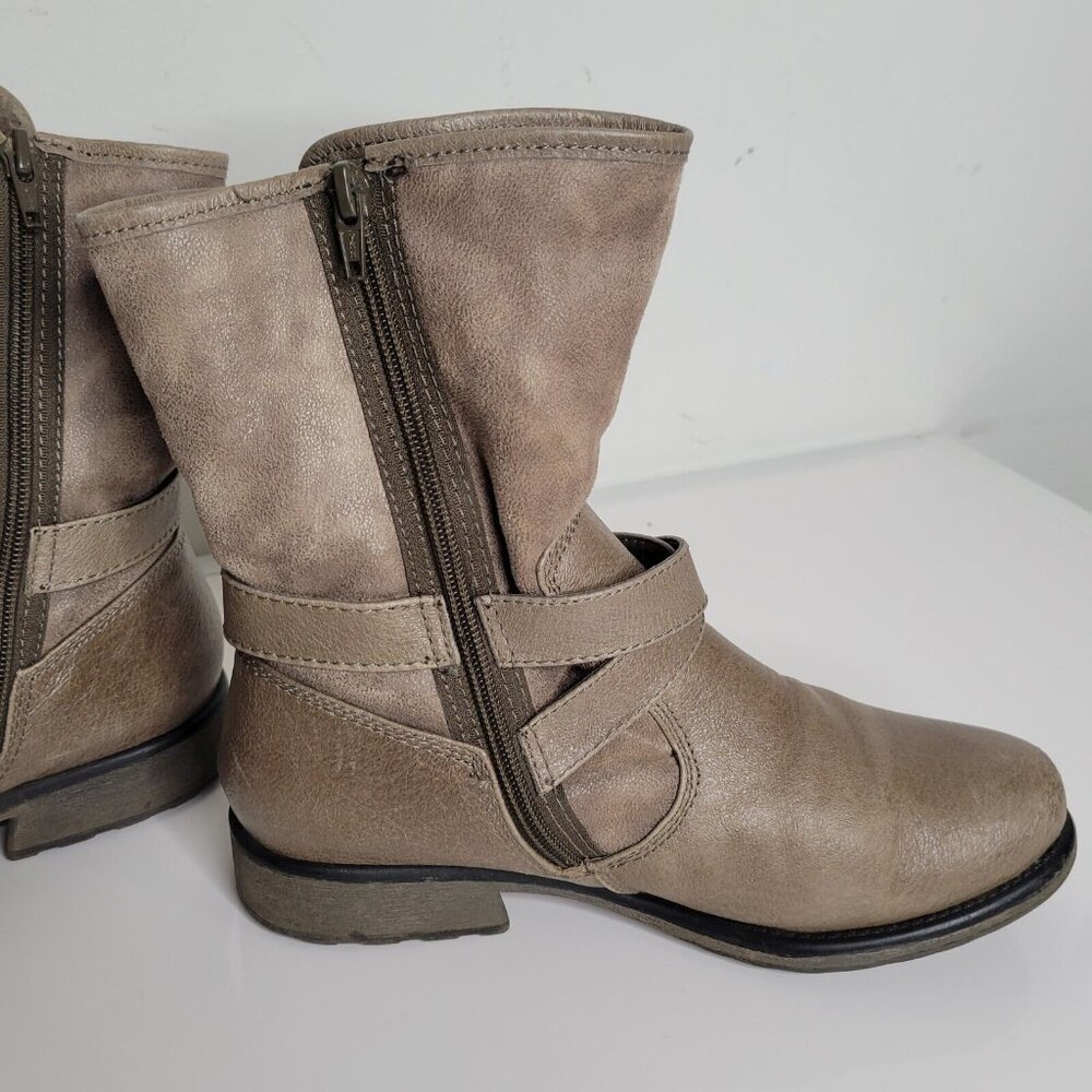 Bare Traps Womens Boots Sabella 8.5 Taupe Leather Zip - Picture 15 of 15